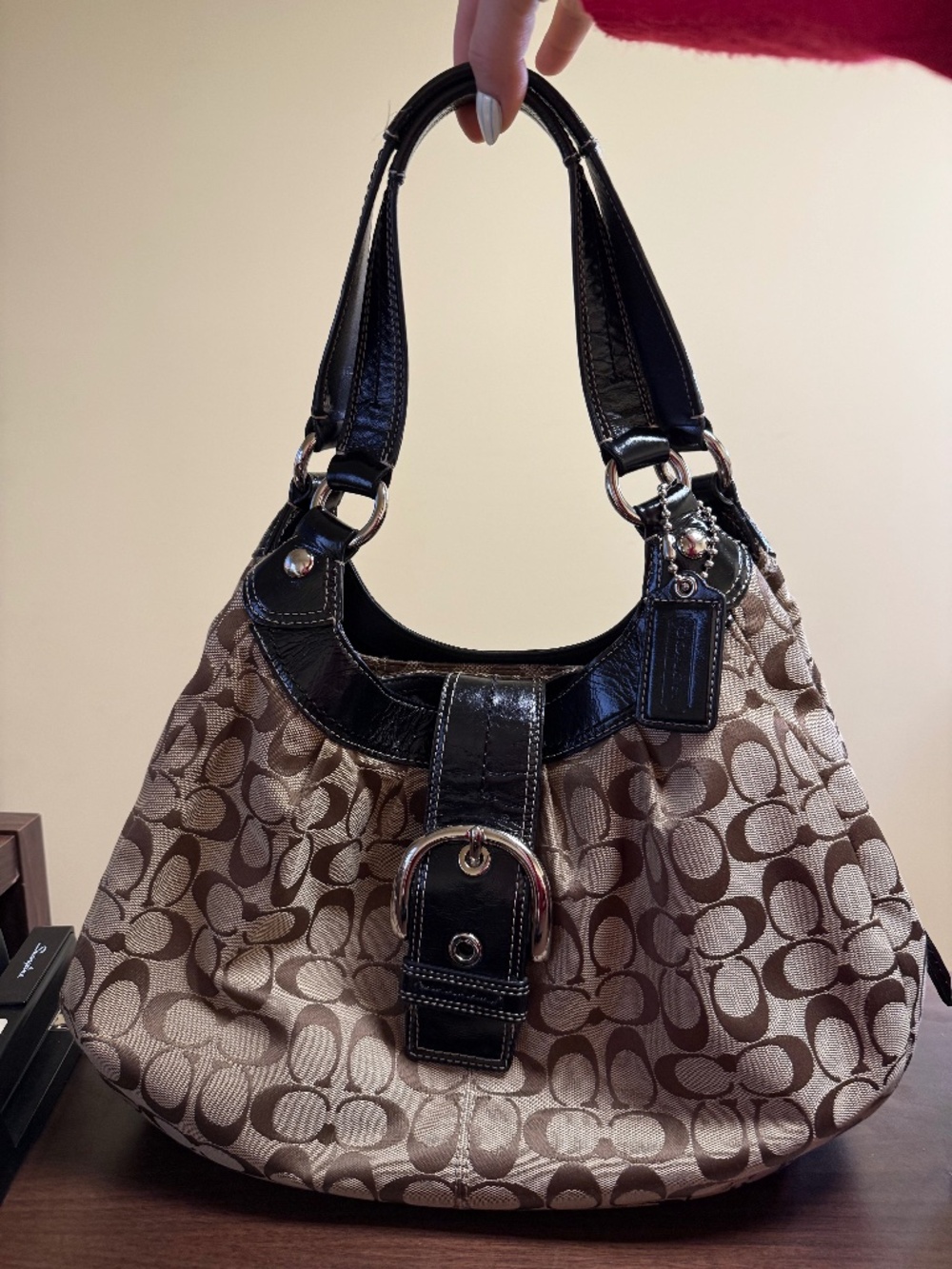 COACH F15083 LARGE VINTAGE LYNN SOHO BLACK SIGNATURE C CANVAS HOBO Purse